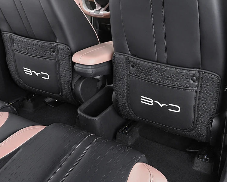 Scratch-resistant back seat protector